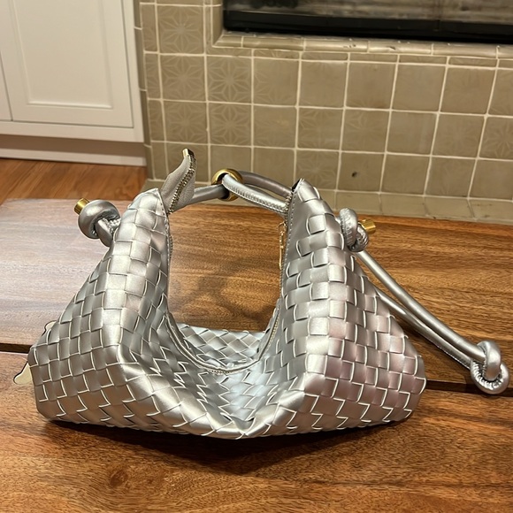 Silver Woven Dumpling Bag NWOT - Picture 6 of 10